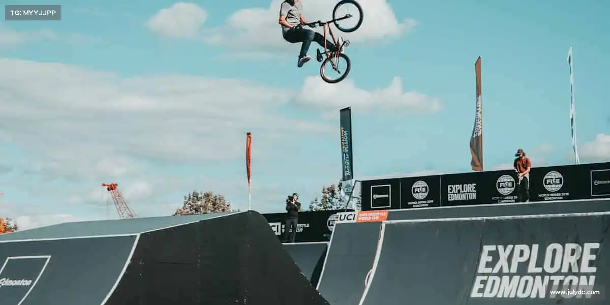 milan米兰篮球划过弧线,梦想照进现实!🏀